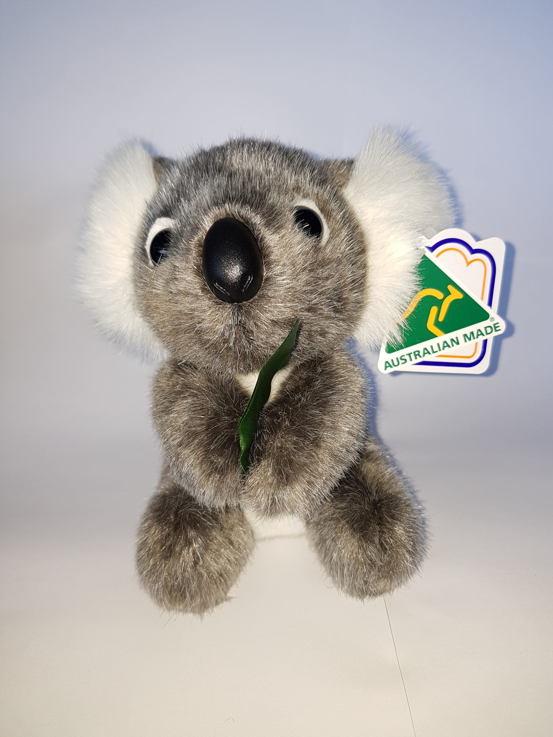 107 Koala 6″ & Gum Leaf