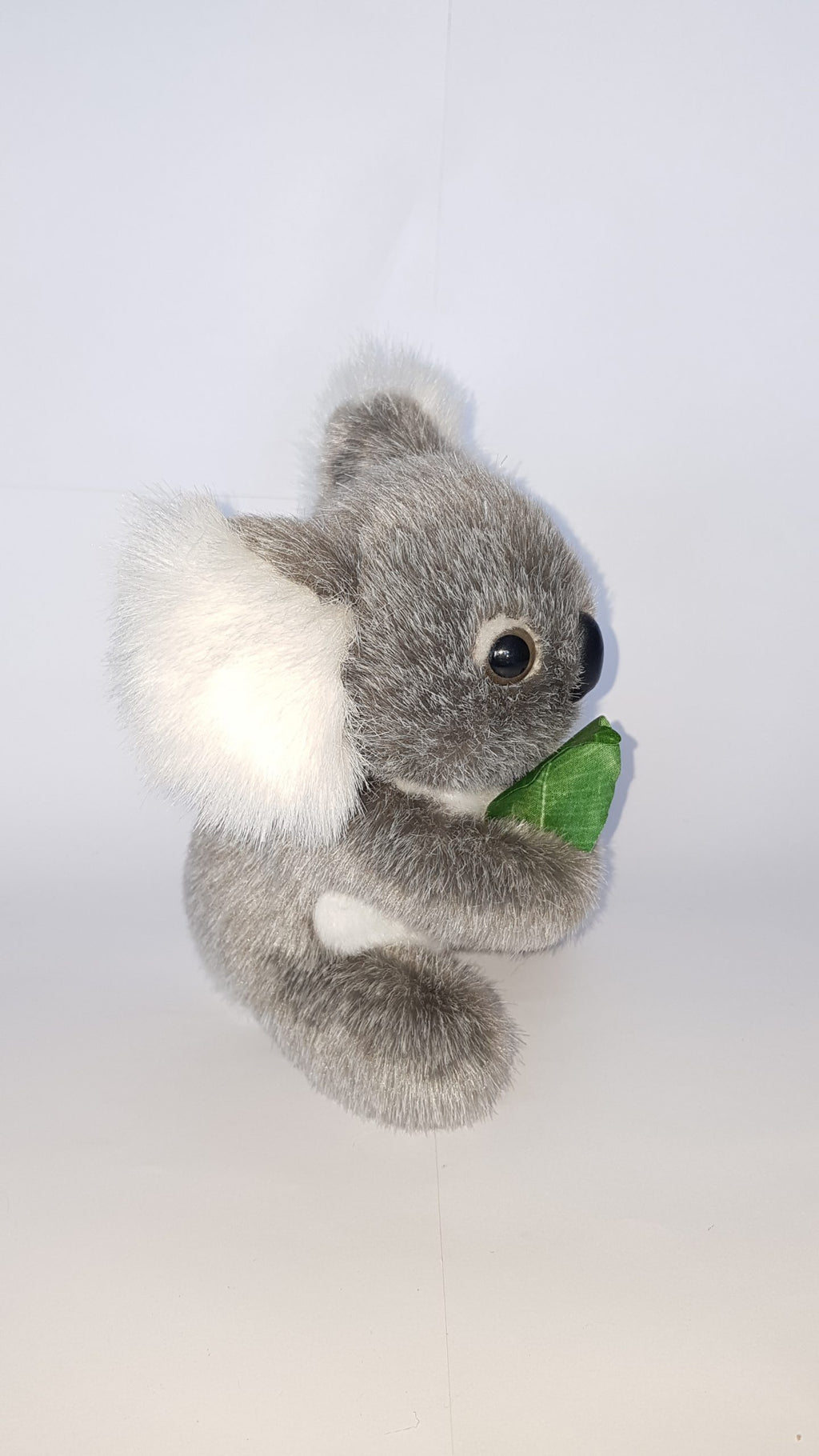 107 Koala 6″ & Gum Leaf