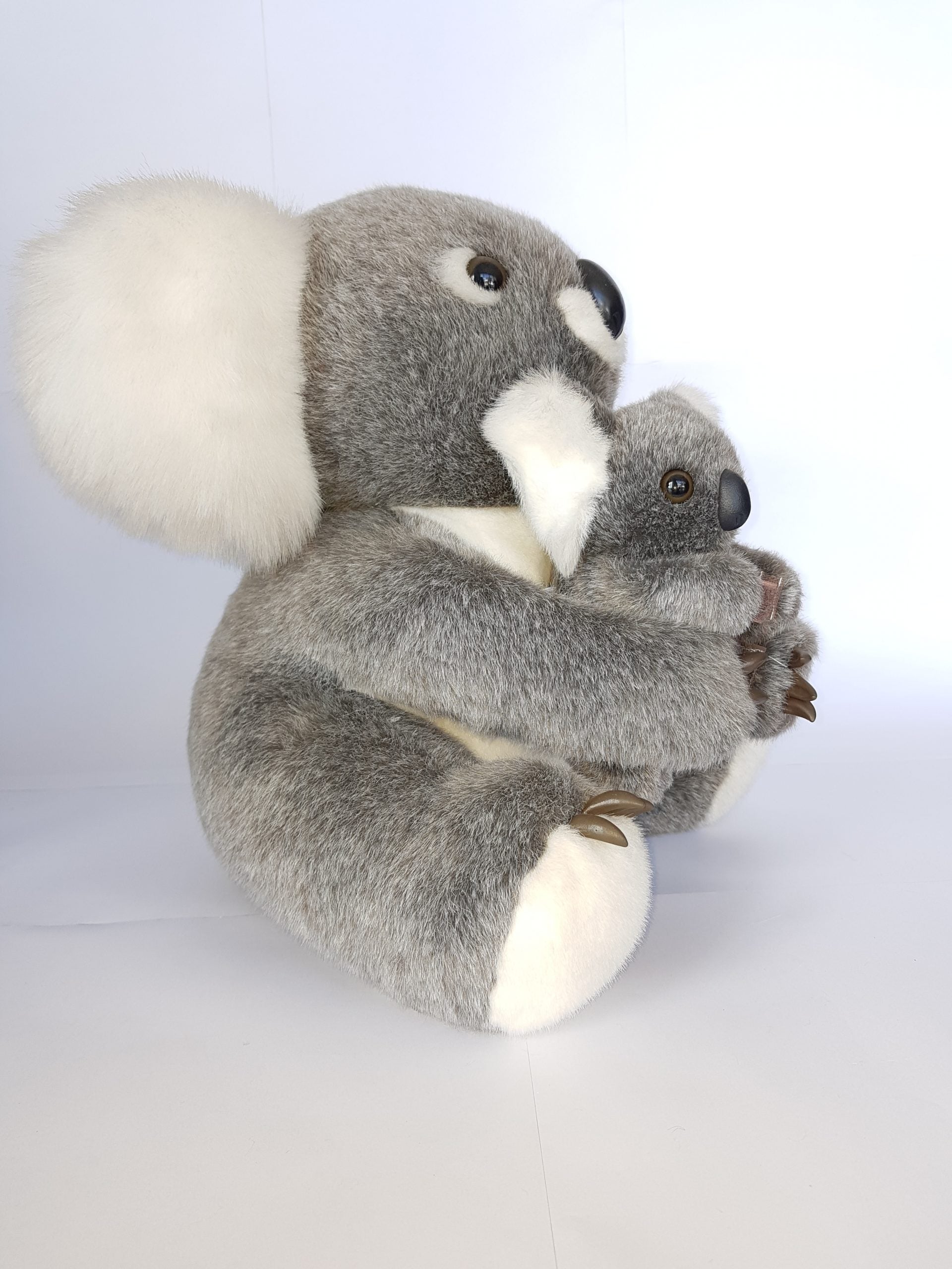 127 Mama&Baby Koala 16″
