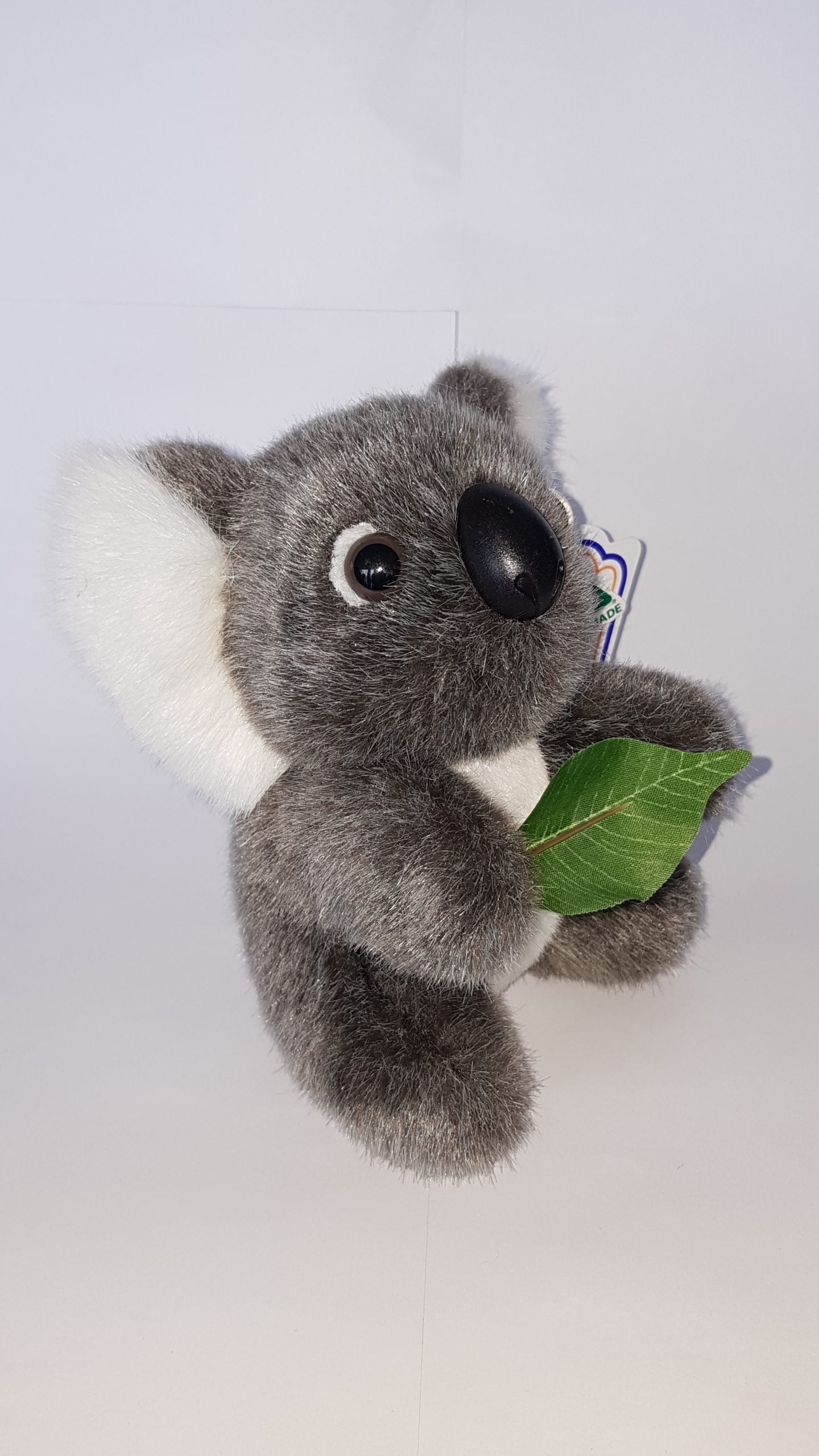 139 Koala 7″ (gum leaf)
