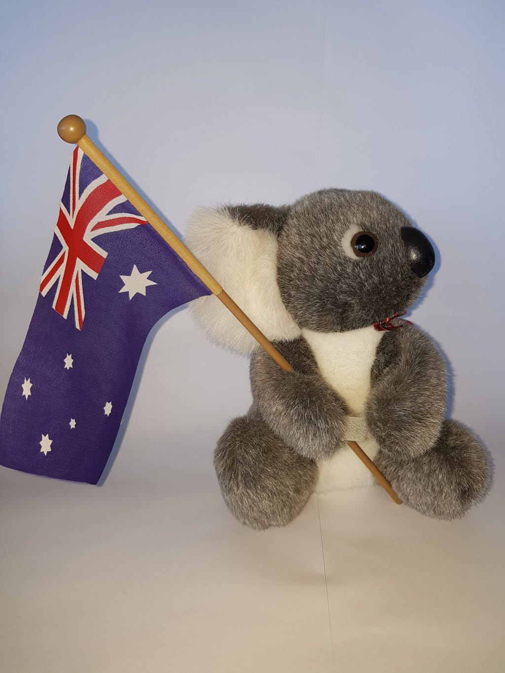 142 Koala 8″ flag