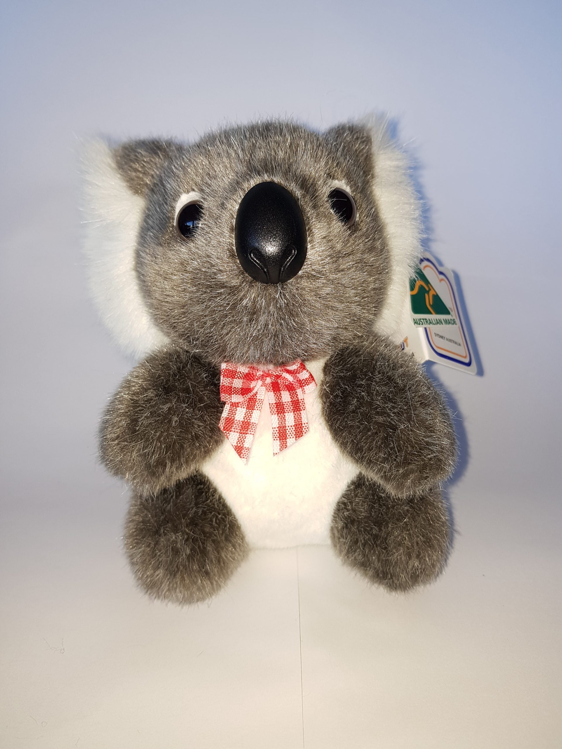 153 Koala 7″ with ribbon