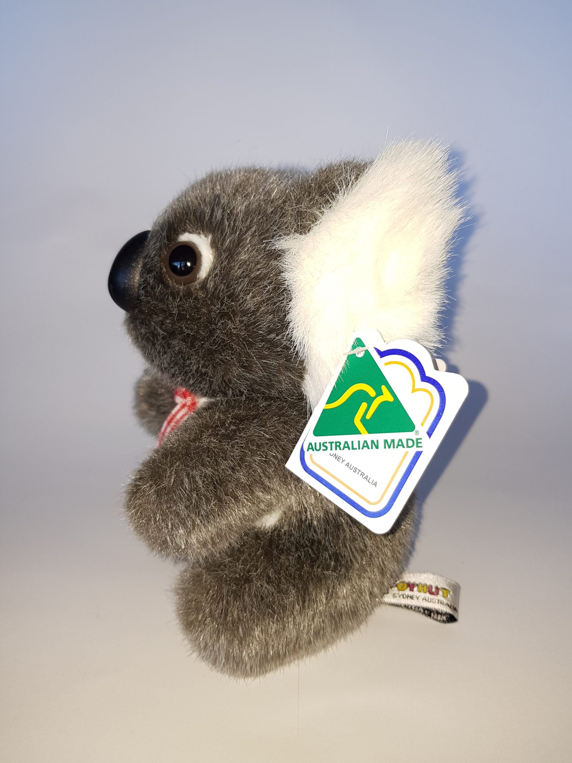 153 Koala 7″ with ribbon