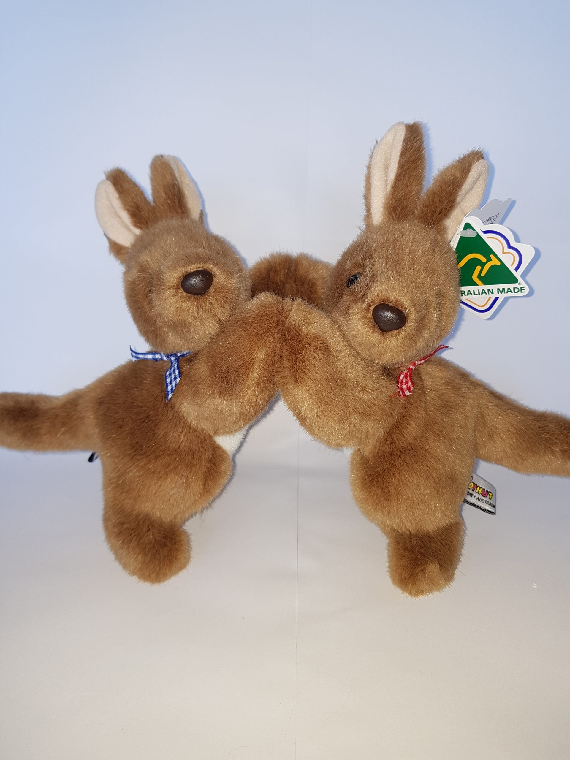122 Twin Kangaroo 8″