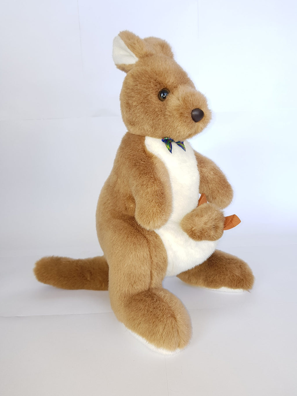 203 Kangaroo 16″