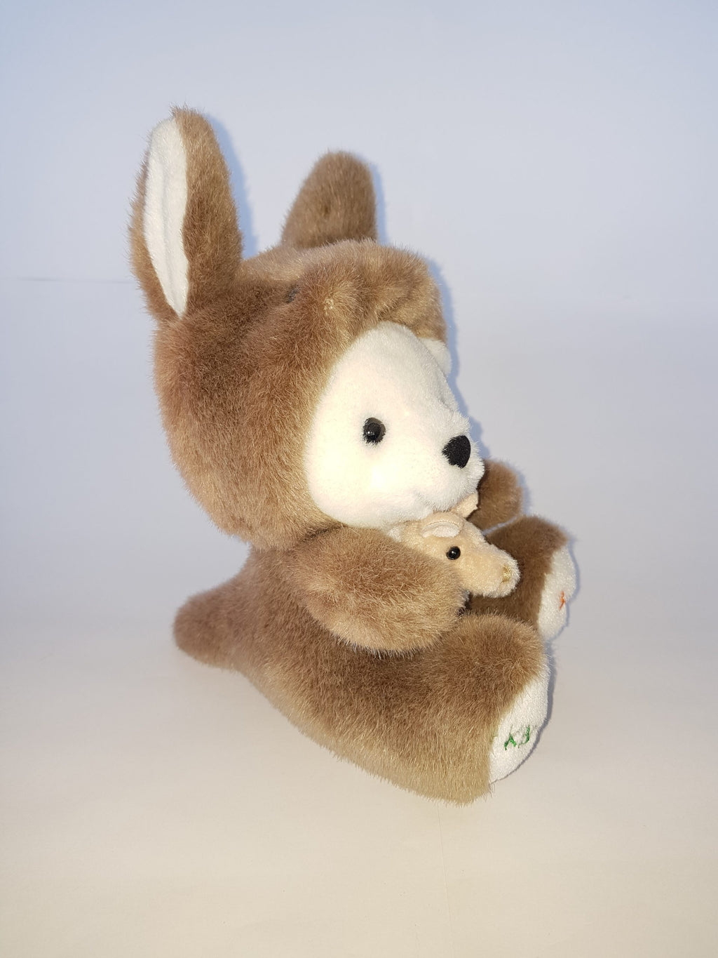 46-3058 BEAR & KANGAROO W/EMB
